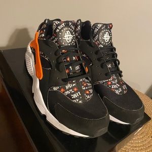 AIR HUARACHE 'JUST DO IT'